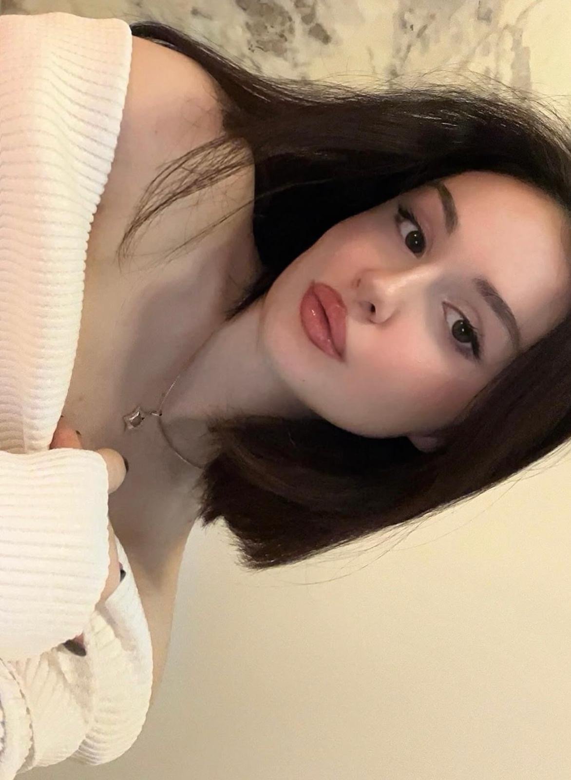 Saraytepe Başarıyı Elde Etmiş Kadın Escort Meyra