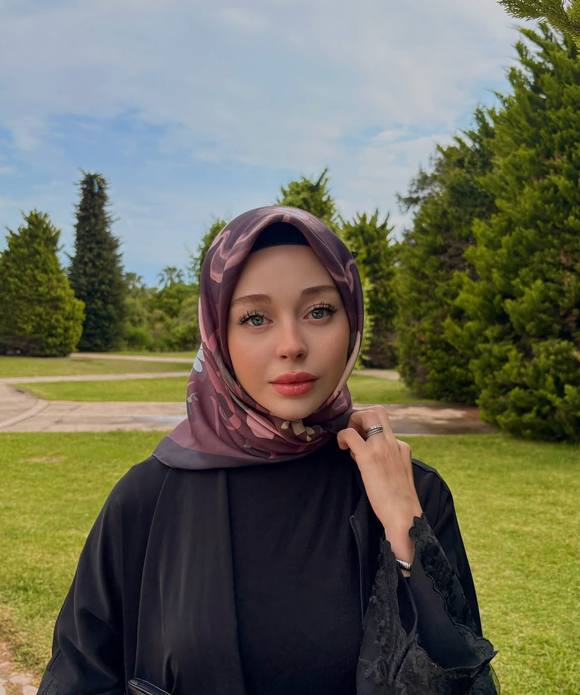 Aşağıardıç Aşkı Yüksek Kadın Escort Bayan Zeliha