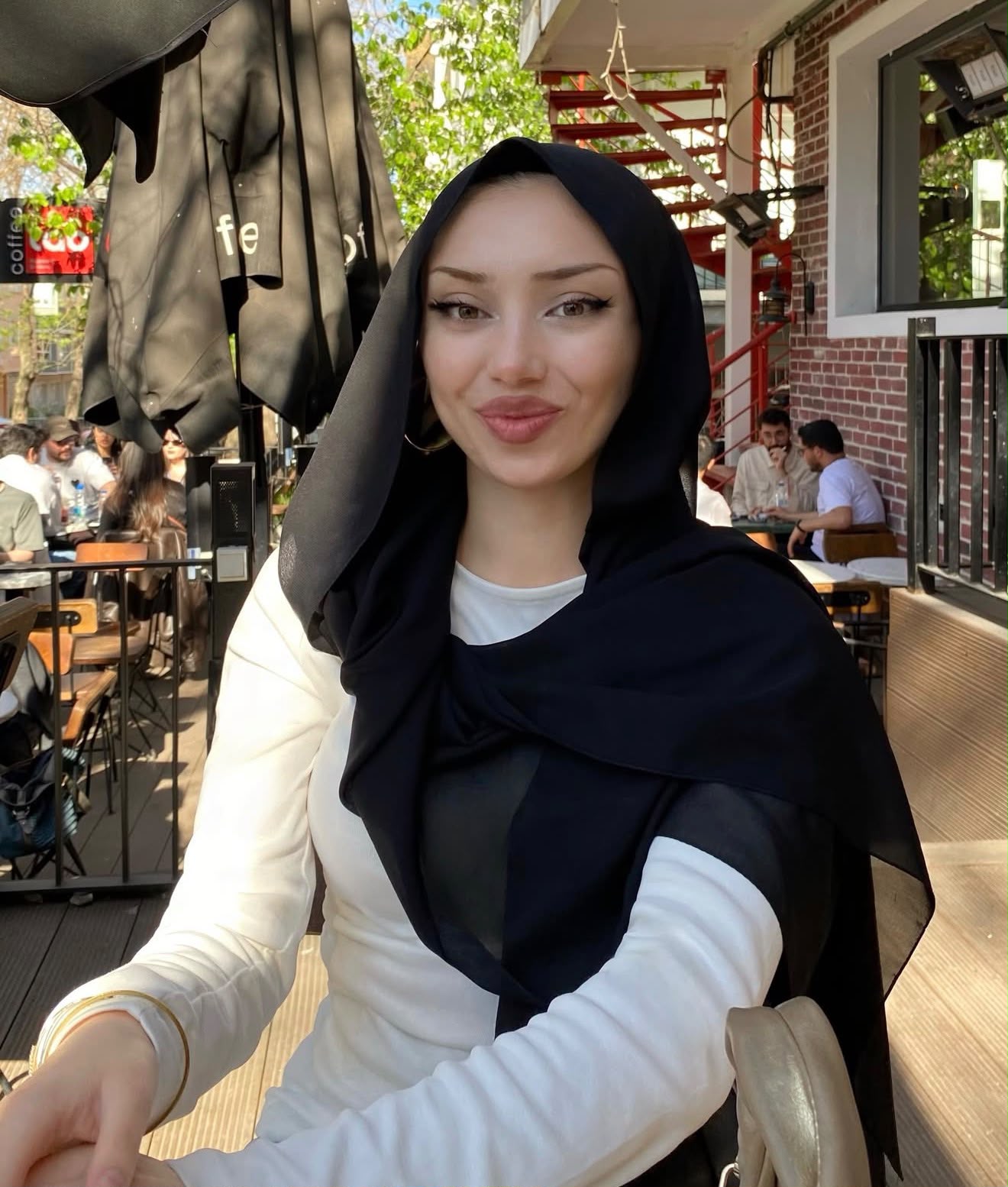 Düğünlük Bakımlı Escort Bayan Ece